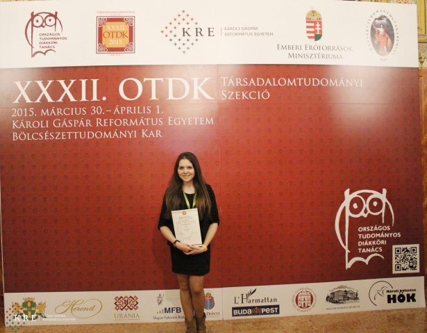 OTDK fal előtt készült képek